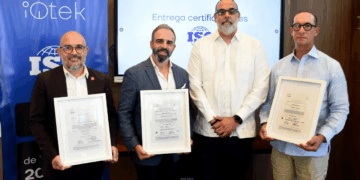iQtek marca historia con estándares de excelencia corporativa