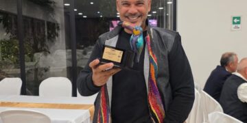 Salvador Batista pasa a ser el primer dominicano en la Galería de Honor del Periodismo Turístico Mundial