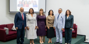 Fundación Vida Sin Violencia realizó el panel “Salud Mental, Mujer y Sociedad”.