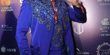 Angelo Perrone gana “Artista Revelación del Año” en los Premios Fénix 2026 en Medellín